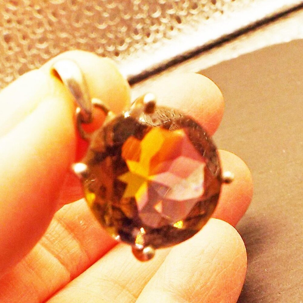11.68 CARATS OF NATURAL ROUND AMETRINE GEMSTONE SET IN STERLING PENDANT 14 - Picture 2 of 5
